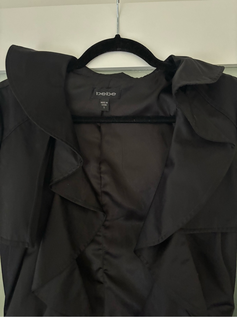 bebe Black Ruffle coat - Picture 5 of 8